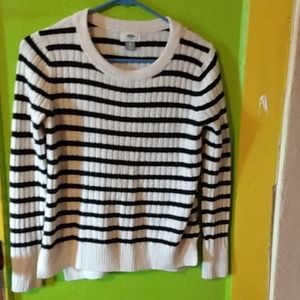 Old navy sweater